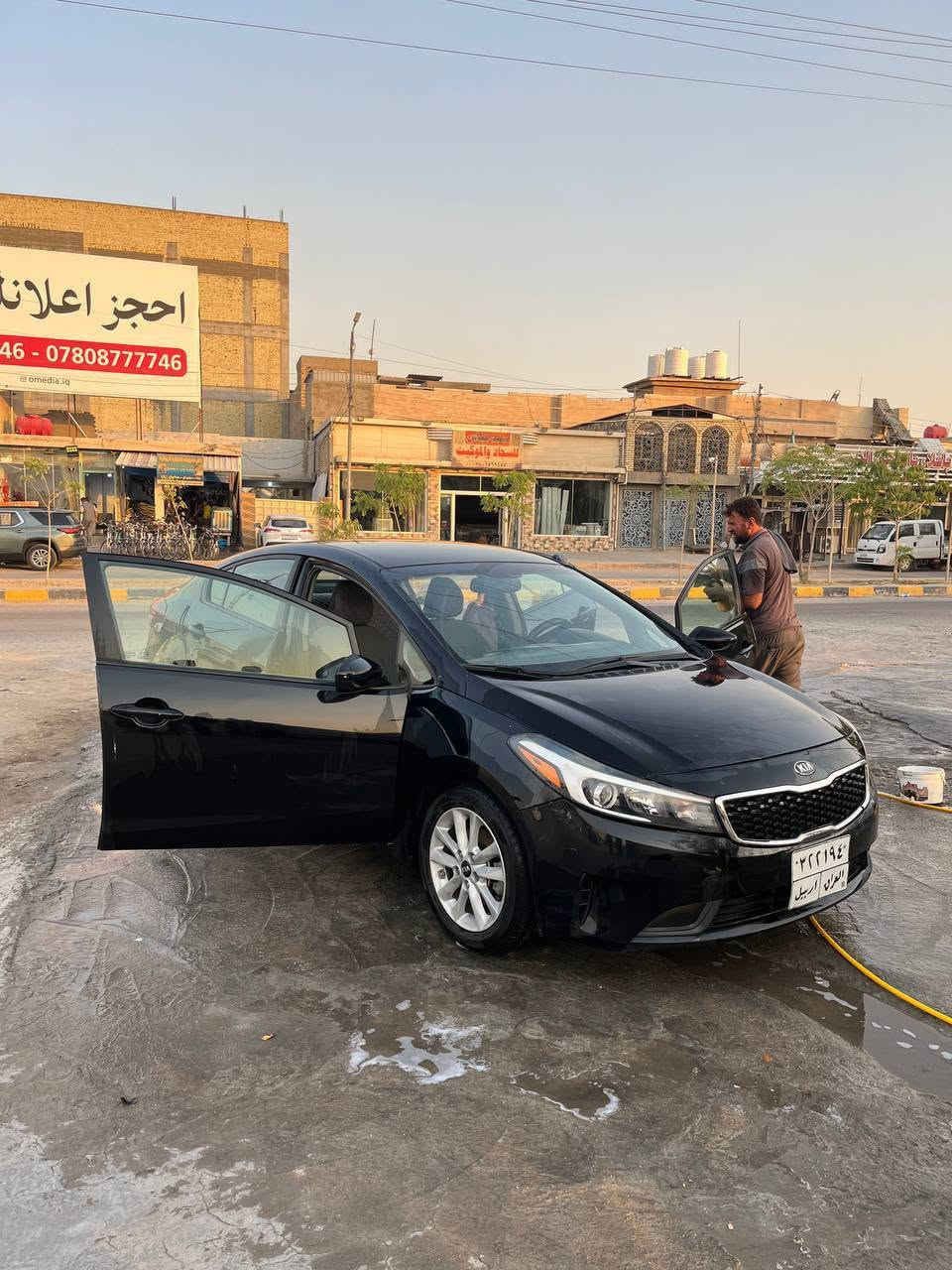 فورتي
موديل 2017
وارد امريكي
محرك دوش 
4 سلندر 
كاميرا خلفيه 
تحكمات ستيرن 
شاشه لمس 
تدعم بلوتوث فقط 
للاستفسار اكثر عن السياره 
***********
