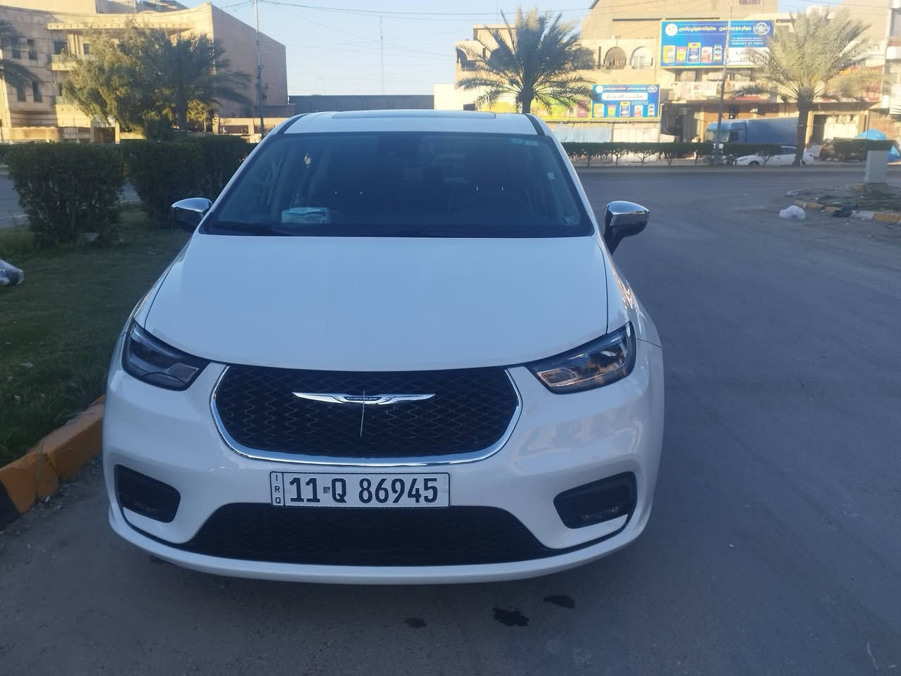 السلام عليكم للبيع موديل 23هايبرد بلكن بدون صبغ فقط تبديل دعامية امامي سعر 270مرقم بغداد بأسمي سيارة لمتد حتى فتحة بيها بانوراما للاستفسار ***********
