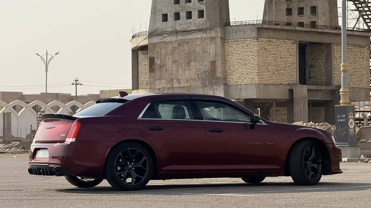 كرايسلر c300 2018 محدثه بالكامل S داخل وخارج 
صور حادثهه والسونار موجودات بالصور السياره مكانهه كربلاء سنويه لل٢٠٣٠ معروضه ب١٩٥ 
(***********)
