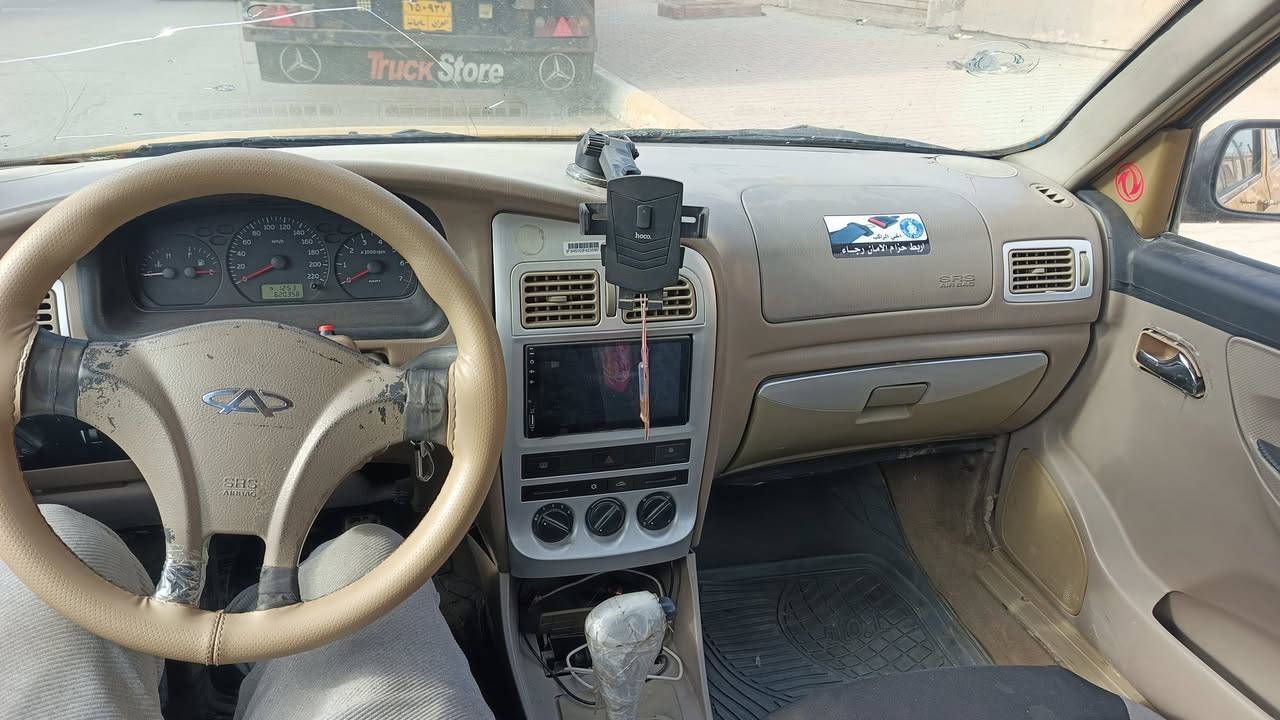 السلام عليكم للبيع شيري كوين موديل ٢٠١٠ محور كورلا سيارة جاهزة مابيهة لاضربة ولا صبغ تبريد ❄شغال العنوان بغداد السعر ٣٥ $ للاتصال ***********
