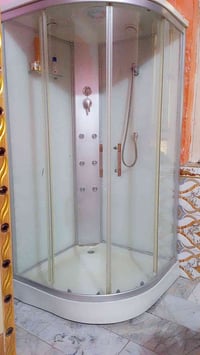 حمام داخلي • ناصرية • نظيف