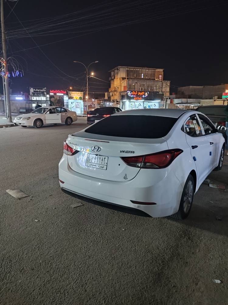 هونداي النترا موديل 2014 شكل 16 محرك 1800خليجي فول عده البصمه ماشيه 115 محرك كير تبريد تمام رقم بصره سنويه بعد شهر وتنتهي سياره كفاله عده صبغ قليل اثر تقشير قليل كلش 
مكان السياره البصره المعقل دور الهنديه السعر 120 وبيها مجال قليل *********** البصرة, العراق
