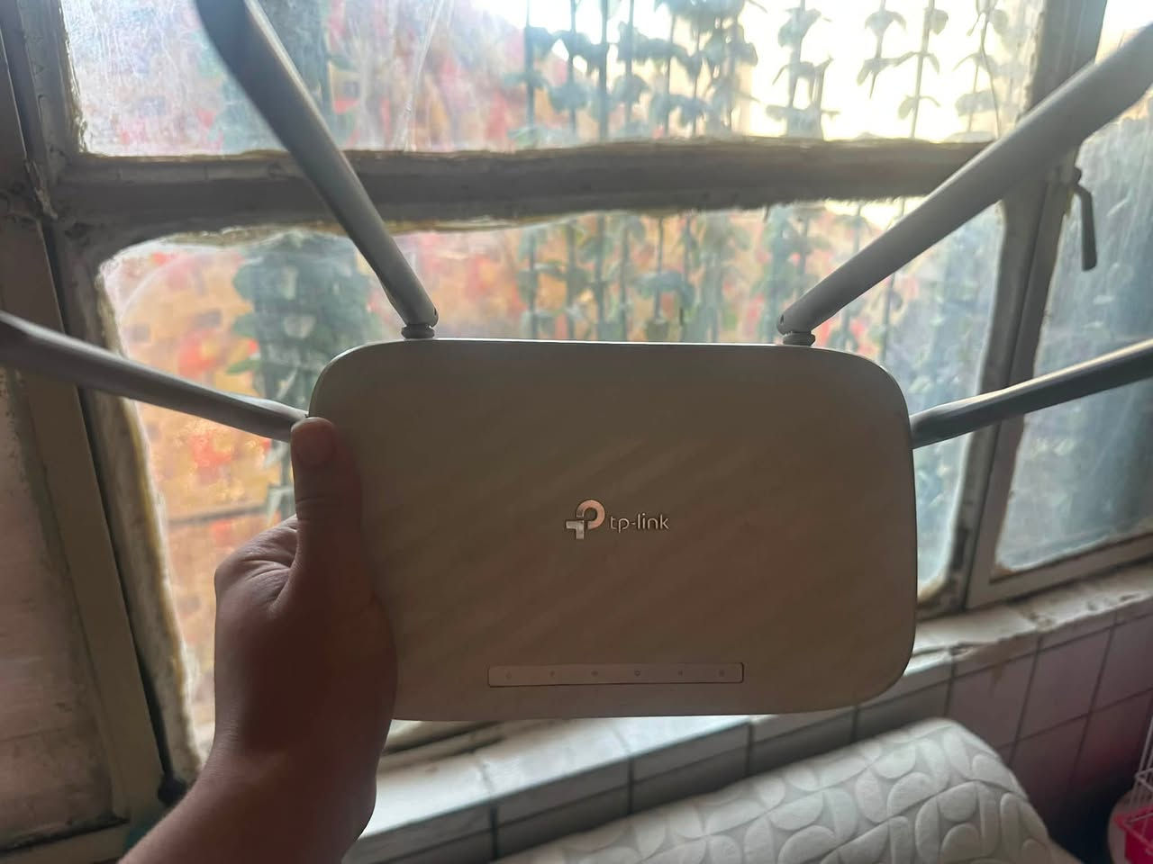 السلام عليكم رواتر tp link ac50 و صحن انترنت الجيل الاخير واير طول 10 مترات منضومة كاملة تاخذ وكبل تشد السعر 80 مكاني الحرية ساحه عدن


**إذا كنت صاحب هذا الإعلان وتريد حذفه لأي سبب، رجاءا أرسل رسالة إلى الدعم الفني**