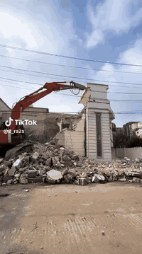 تفليش الدور والمباني السكنية بأسعار مناسبة وايادي ماهره بدون فلوس بمواده.. للاستفسار الاتصال على الرقم التالي ***********
