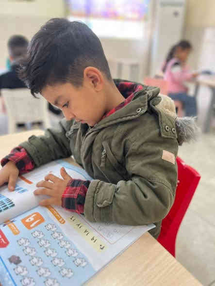 هل تبحثون عن مكان الامثل لبدايه رحله طفلكم التعليميه ؟
في حضانة نور بسماية نؤمن بأن كل طفل هو نجم صغير ينتظر الفرصه للتألق 
بيئه آمنه:مصممه خصيصا لتشعروا ان طفلكم في بيته الثاني 🏡

تعليم باللعب :برامج تعليميه متطورة تدمج المرح بالمعرفة 🧠

كادر تربوي متخصص:معلمات مؤهلات يقدمن الرعايه والاهتمام لكل طفل 👱‍♀️

أنشطه ابداعيه :فنون وحكايات وألعاب حركيه لإطلاق خيال اطفالكم 
للتسجيل والاستفسار ***********
بسمايه A9 حضانه نور بسمايه
مؤسسه كيدز اكاديمي
