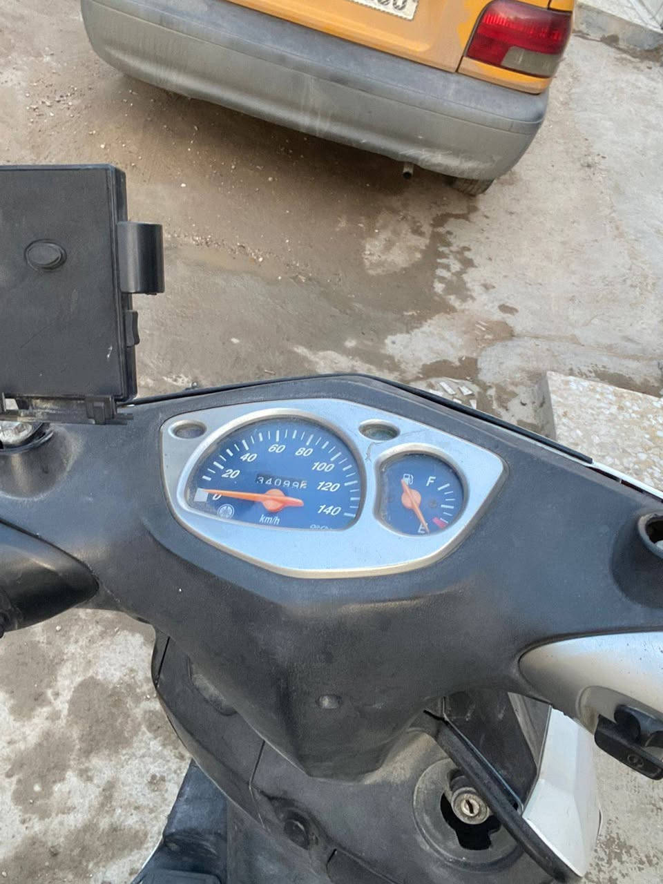 سلام عليكم دراجه سكنس كوري 140 خير من الله مبدل بيها بس زنجيل ما مفتوحه عده زنجيل نقصها جاملغ كدام السعر550وبيها مجال قليل الاستفسار***********
