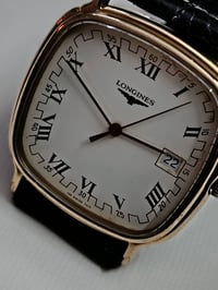 لونجنيز لاغراندي • كوارتز ١٩٩٢ • ٣٢×٣٤ مم