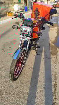 ورحمه دراجه سونك 5كير موديل 25  دراجه نضيفه ممفتوحه مكان بغداد الحسيني...