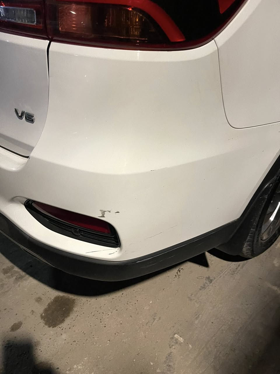 السلام عليكم
للبيع كيا سورنتو 2020 (خليجي ) رقم بغداد  الماني الجديد
سياره مكفوله كفاله عامه من  عدا بارد بالباب الخلفي عكس السايق قليل كولش + شخط بسيط بالدعامية الخلفية موضح بالصورة والدعامية الأمامية بيها دحجة بسيطة 
1_بصمه ابواب
2_محرك 6سلندر
3_نفكيتر ماوس جي بي اس خرائط
4_حساسات امامي خلفي 
5_اللايت زنون 
6- ماشية 132 الف وكسور قابلة للزياده 
7_شاشه اصليه
8_كامره اصليه دواره 
9_كراسي 2 كهرباء 
10_ 3قطع تبريد
11_لد امامي مع تشغيل 
12_كروز مثبت سرعه
13_تحكمات ستيرن
14_.     7  راكب 
15_ويل كب نيكل
16_بصمه تشغيل وابواب
17_كير 8 نمر 
18_ترحيب 
19_كشنات جلد
20_جنطه كهربائية ذكيهً
 (الفتح عند الاقتراب)
21_مري شفط اشاره بل مري
22_بردات ابلادية
23_اربع انظمه قياده smart.  Cimfort.  eco.  sport
24_كشافات ضباب
25 - بانوراما 
26_لايت زنون عالي وناصي 
26500$ وبيها مجال مكانها بغداد البلديات 
السياره بأسمي وتحويل ثاني يوم الاتصال و الاستفسار ‭0772 144 4895‬ غير موجود على الفيس
