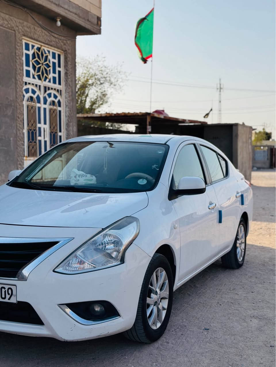 نيسان صني 2022هندي رقم شمالي نافذه لغاية 2028 سياره فول مواصفات ويل كب جام ٤ كهربائي فان خلفي للبيع سعرهه 112 سياره مكفوله مكانهه البصره الزبير التواصل *********** البصرة, العراق
