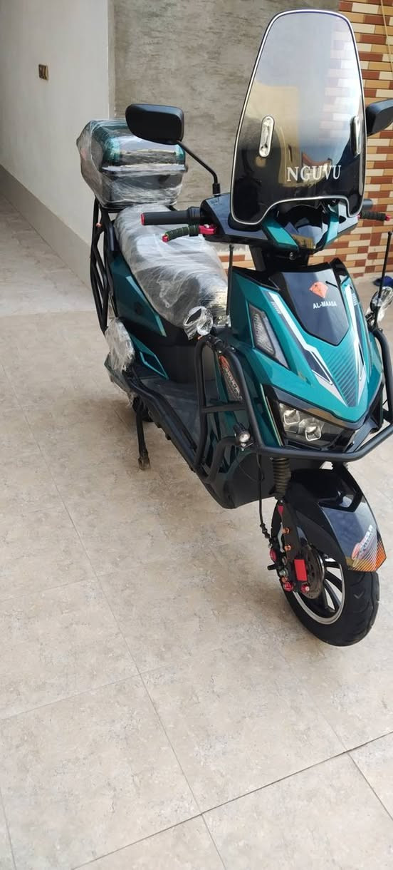 سلام عليكم من رخصت الادمن دراجة شحن نوع الماس الوحش الحجم العالي لدراجه للبيع او مراوس مصارلي شهر من شديتهه سبب البيع مكان العمل انتقل للفلوجه واني مكاني الرمادي /السعر 900 متواجد عل هاذه الرقم/***********/وبي واتساب
