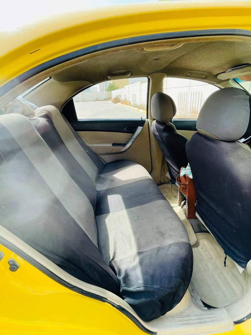 افيو ٢٠١١ تكسي صفرة
١٦٠٠ محرك
مكينة گير أوتوماتيك مكفول 
تخم تاير جديد
ماشية ١٩٠ الف 
حدادية جديدة
الشركة العامة للسيارات رقم بغداد باسمي مصفرة غرامات وهيئة  
تدفئةتبريد شغال
بيها باب وجاملغ  امامي ربع صبغ


**إذا كنت صاحب هذا الإعلان وتريد حذفه لأي سبب، رجاءا أرسل رسالة إلى الدعم الفني**