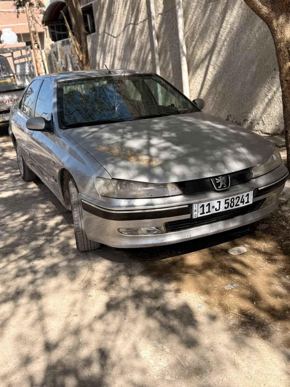 بيجو فرنسي 406 مديل 2001 رقم بغداد الجديد  سياره بسمي هزه جديده (مواصفات )مكينه  2000 نضافته 80 كير نضافه 100 تبريد ثلج تدفئه دوشمه تنته وبيبان وكشنات حساس لايت بالليل يشتغل وحده ماطور تحكم بل لايت بلادي ايبيس سياره بلاديه مابيها اي جطلات وصور البنيد مفتوح تشوف نضافت الحوض سياره بيها شخوط بسيطه وبيها ضربه من ورا شي بسيط داحجيهم حته من تخابرني لو تجي تعرف سياره الجاي عليها برده خلفيه بلاديه بردات ورا اني شادهم سياره نضيفه كلش عارضها ب 56 ورقه وبيها مجال مكاني بوب الشام قرب الاقواس مال حسينيه قرب الهزه رقمي *********** متواجد واتساب وعل خط فقط
