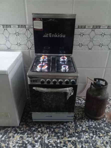 مرحبا غرااض للبيع جديده مكان بغداد رقم صاحب الغراض واتسب ***********
