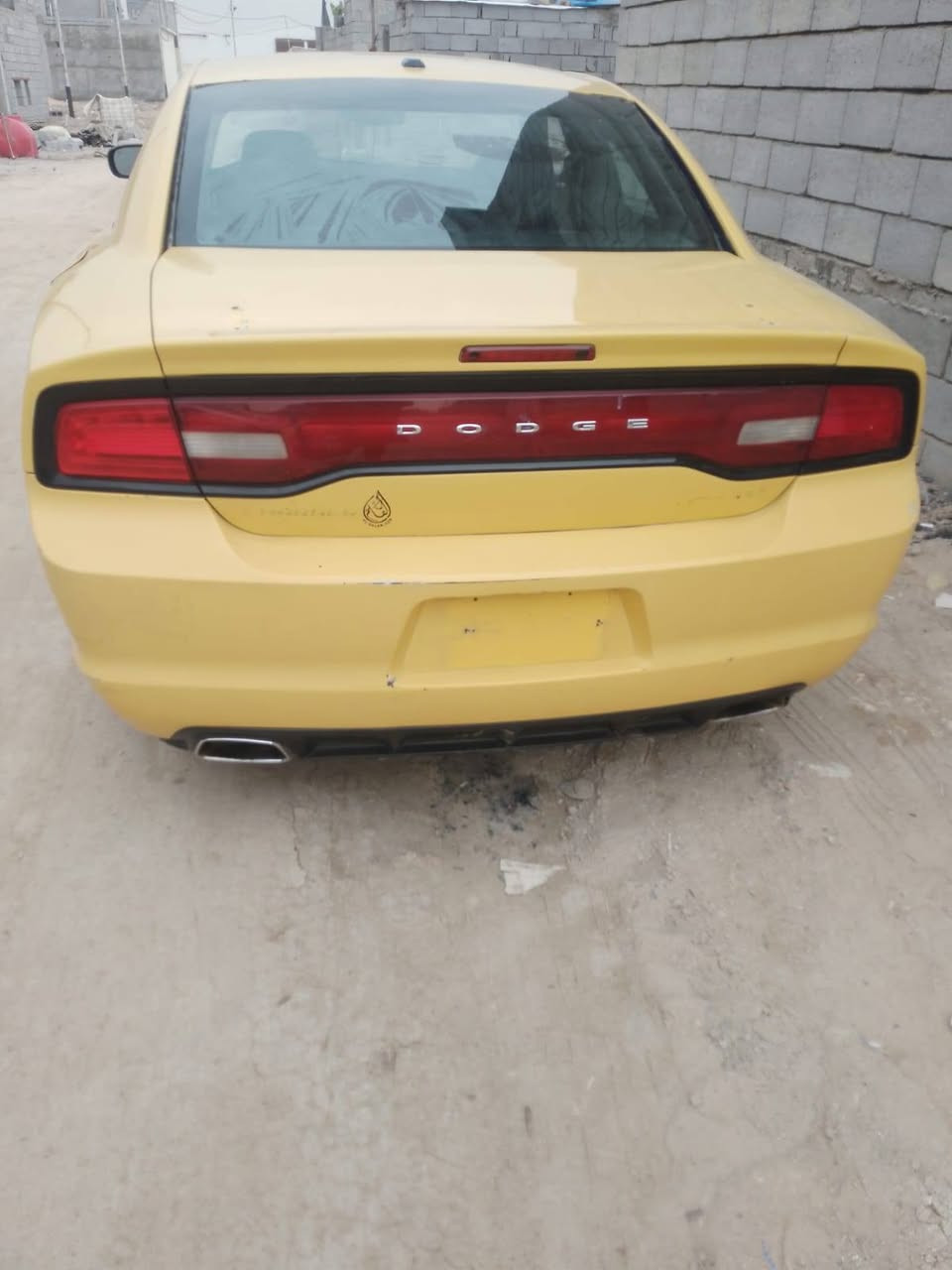 السلام عليكم تشارجر للبيع موديل 2014 بدون رقم بدون كصه مكفولة من كصه سياره جاهزه فول ما عدا الفتحه السعر 50 وبيها مجال بيع ومراوس كوري مثلث بالنشر ‏‪***********‬‏
