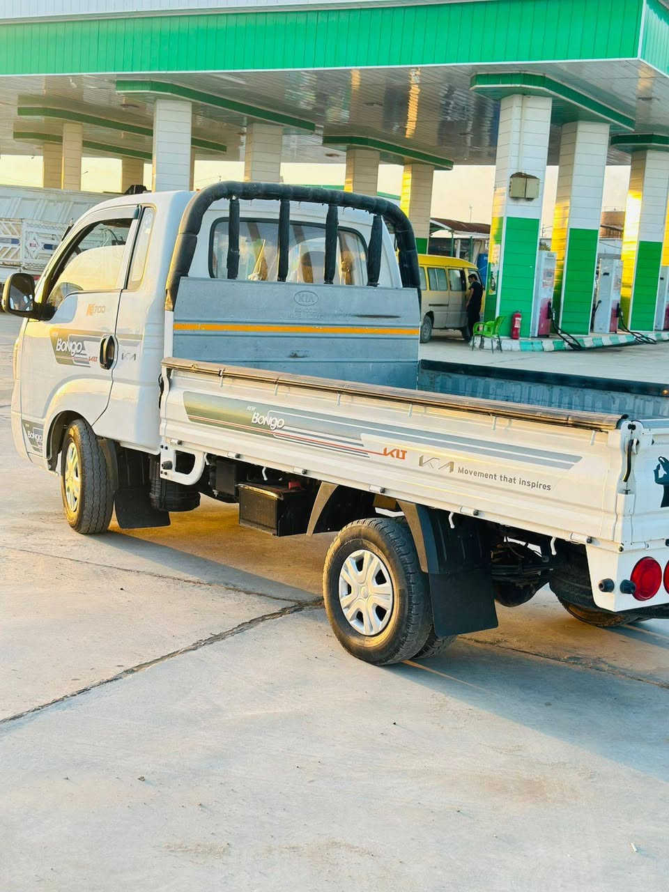 لبيع كيا بنكو ٢٠٢٢ مكفوله كفاله عامه من شخط بيه صونار ماشيه ٧٠ الف اصل سبير مانازل رقم بابل تحويل شاشه دبل اربائك فول *********** المكان بابل القاسم لبيع او مراوس سياره جديده على وضع شركه
