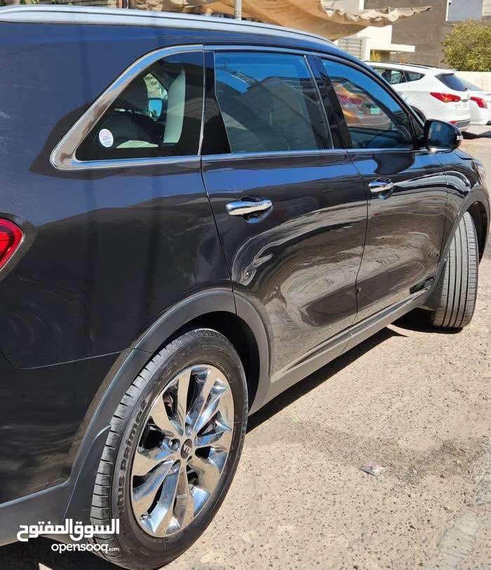 سورنتو موديل 2020 
خليجي رقم بغداد 
ماشية 84 الف
المواصفات
محرك 3500 - 6 سلندر
كشنات كهرباء
3 وضعيات قيادة
تشغيل بصمة
بصمة ابواب
مري شفط
حساسات امامية
حساسات خلفية
كامرة  خلفية دوارة
3 قطع تبريد 
شاشة لمس 
ابل كار بلي
شحن واير ليس 
❗️ملاحضة سيارة بيهة رصعات قليلة بلباب الخلفي جهة اليمنة 
السعر 255 بيهة مجال للشراي
العنوان الاعلام
📞*********** بغداد, العراق
