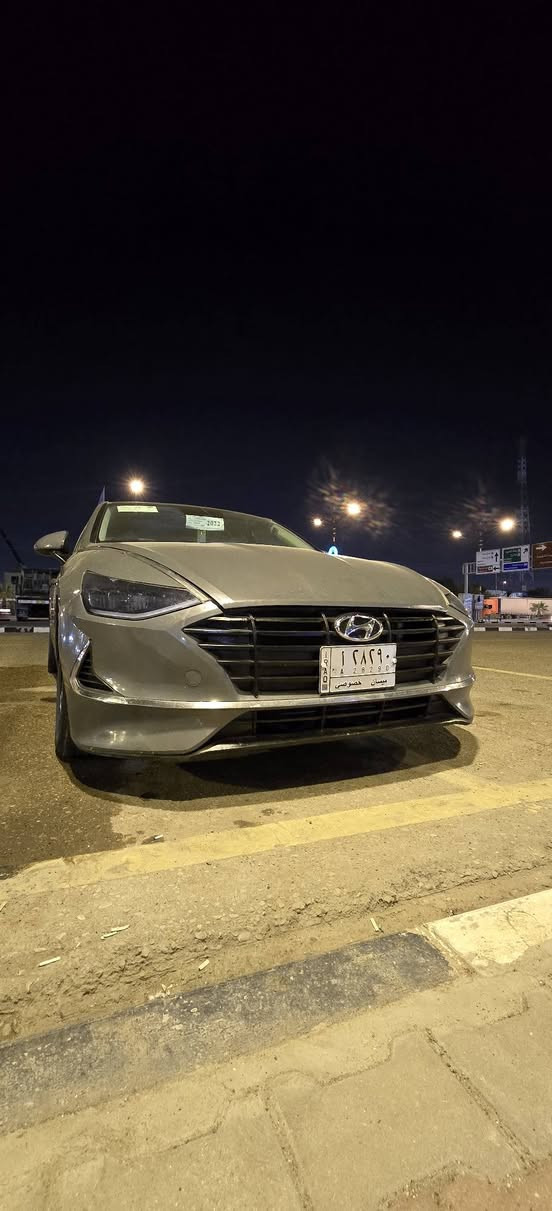 السلام عليكم
سوناتا ٢٠٢١ امريكي حادثها باب وجاملغ بالصور
بيها مكانات صبغ ابيع حزام 
فول مواصفات عدى البصمه 
مكينه ٢٥٠٠ كفاله كير كفاله تبريد ثلج 
حداديه تخم تاير كله جديد 
السعر ١١٠ قفل
ميسان العماره ابو رمانه 
***********
