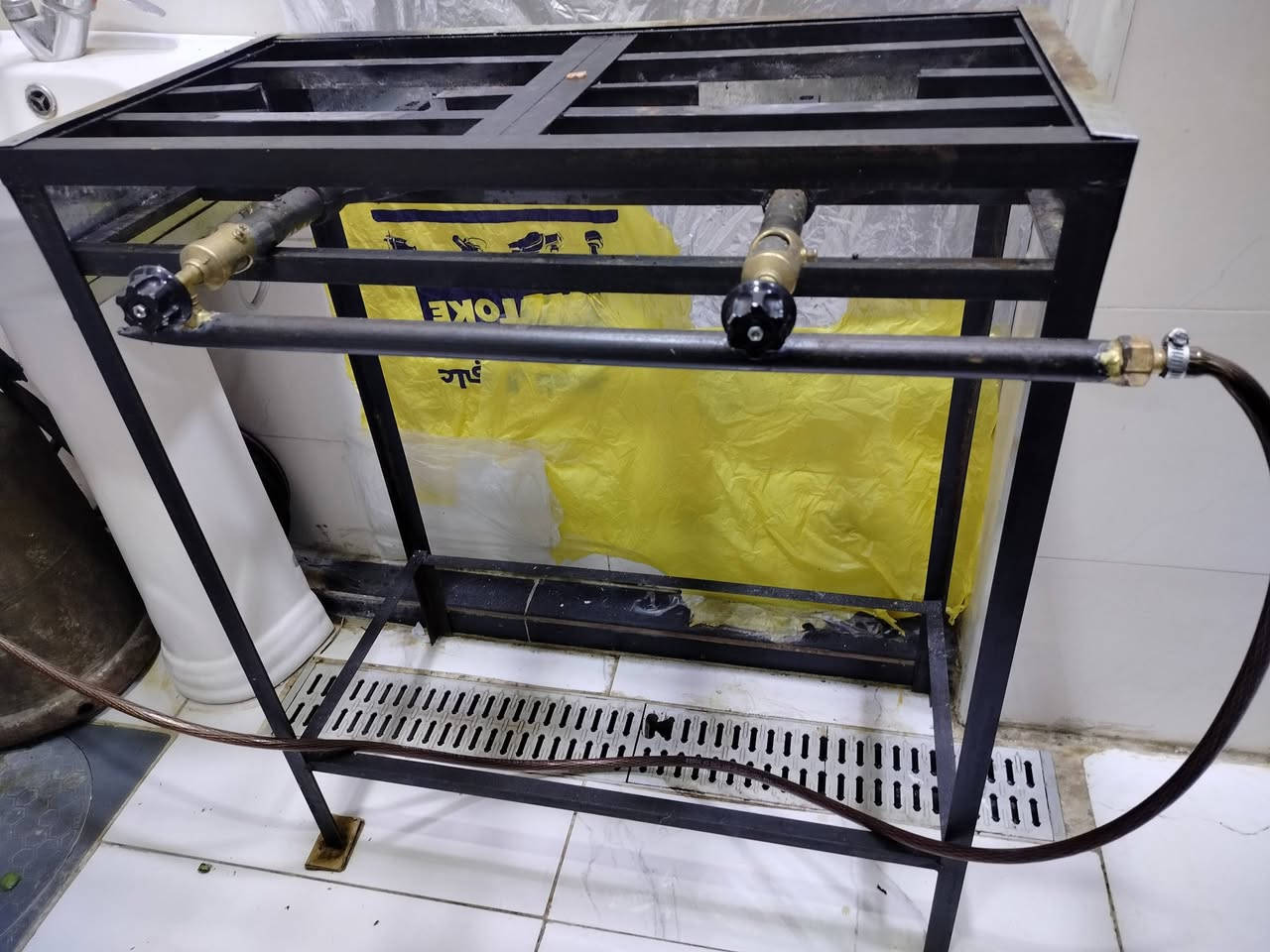 من رخصه الإداره اخوان كلهن ابيعن طباخ وميز وعربانه بغداد مكاني اليفيدنه يراسلني


**إذا كنت صاحب هذا الإعلان وتريد حذفه لأي سبب، رجاءا أرسل رسالة إلى الدعم الفني**