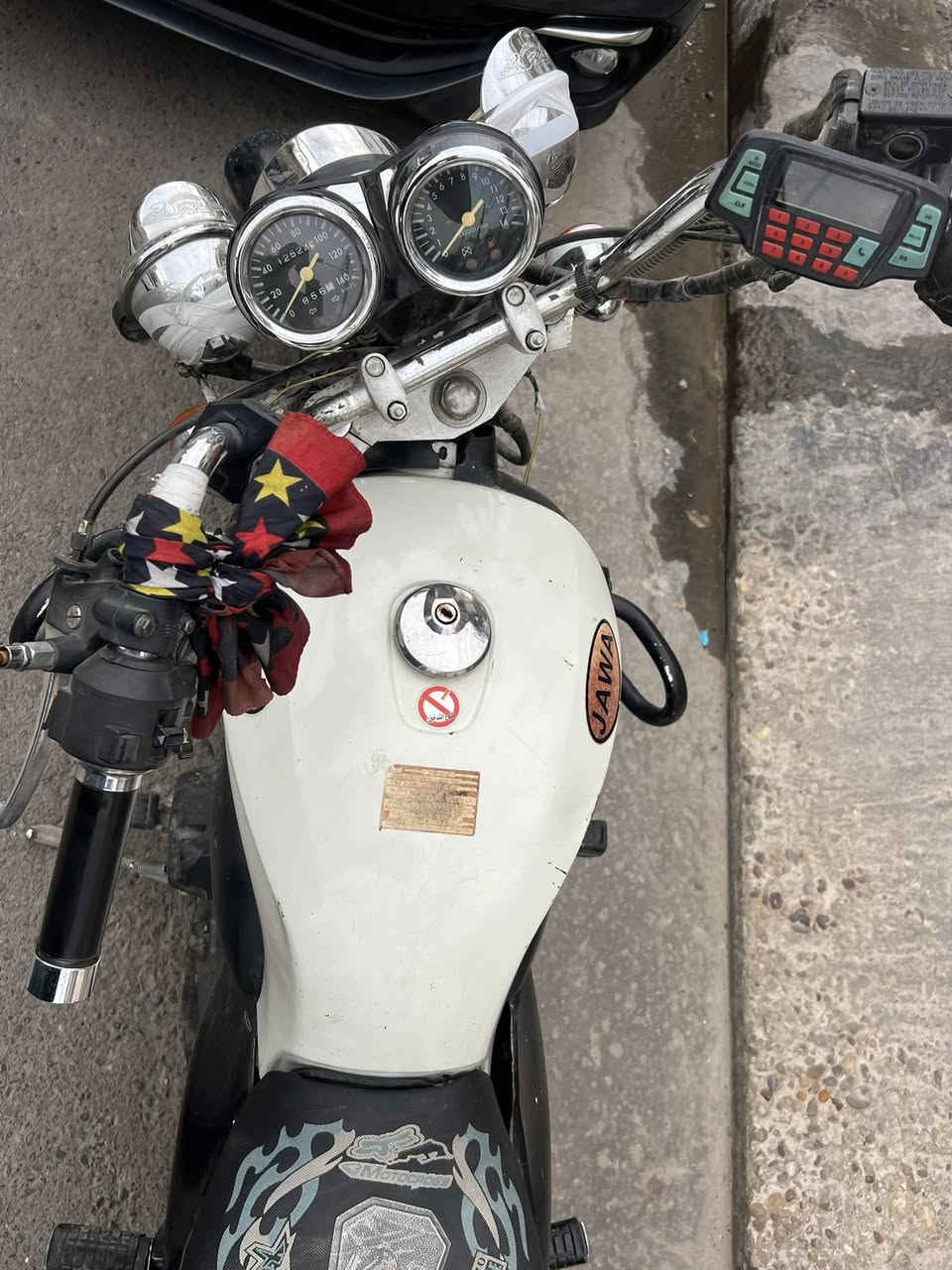 هارلي جاوا الماني 
موديل2004
بدون رقم
بيهة نواقص و دبل طاك
يحتاجلهة ترتيب
مكينة250
شغالة دراجة
مكاني بغداد
ب600


**إذا كنت صاحب هذا الإعلان وتريد حذفه لأي سبب، رجاءا أرسل رسالة إلى الدعم الفني**