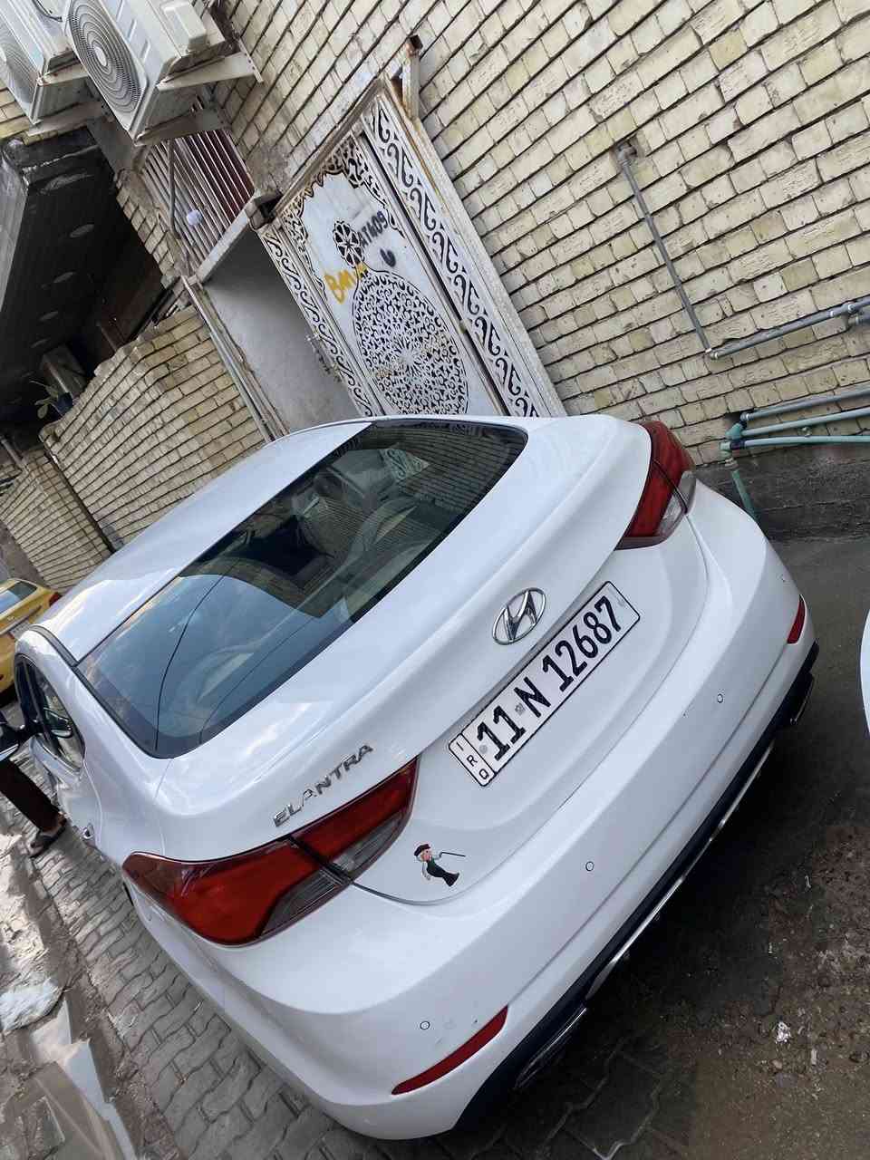 السلام عليكم النترا ٢٠١٦وراد خليجي فول مواصفات عده بصمه مري شفط فتحه قطعتين تبريد ماشيه ١٥٣ كيلو متر وليس ميل سياره سياره حادثها بل سونار 
مكاني بغداد بياع شرطه رابعه
رقم:*********** 
السعر:110 
مايعجبه سعر لايعلق رحمه الامك سوك كلشي بي
