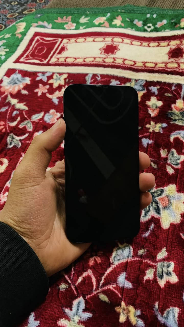 السلام عليكم
ايفون 13 عادي
ذاكرة 128
بطارية 96
دبل سيم ch
نظافة فول
مامفتوح مايعبر هوه شرط
السعر 435 بي مجال
رقمي ***********
موصل سكر
