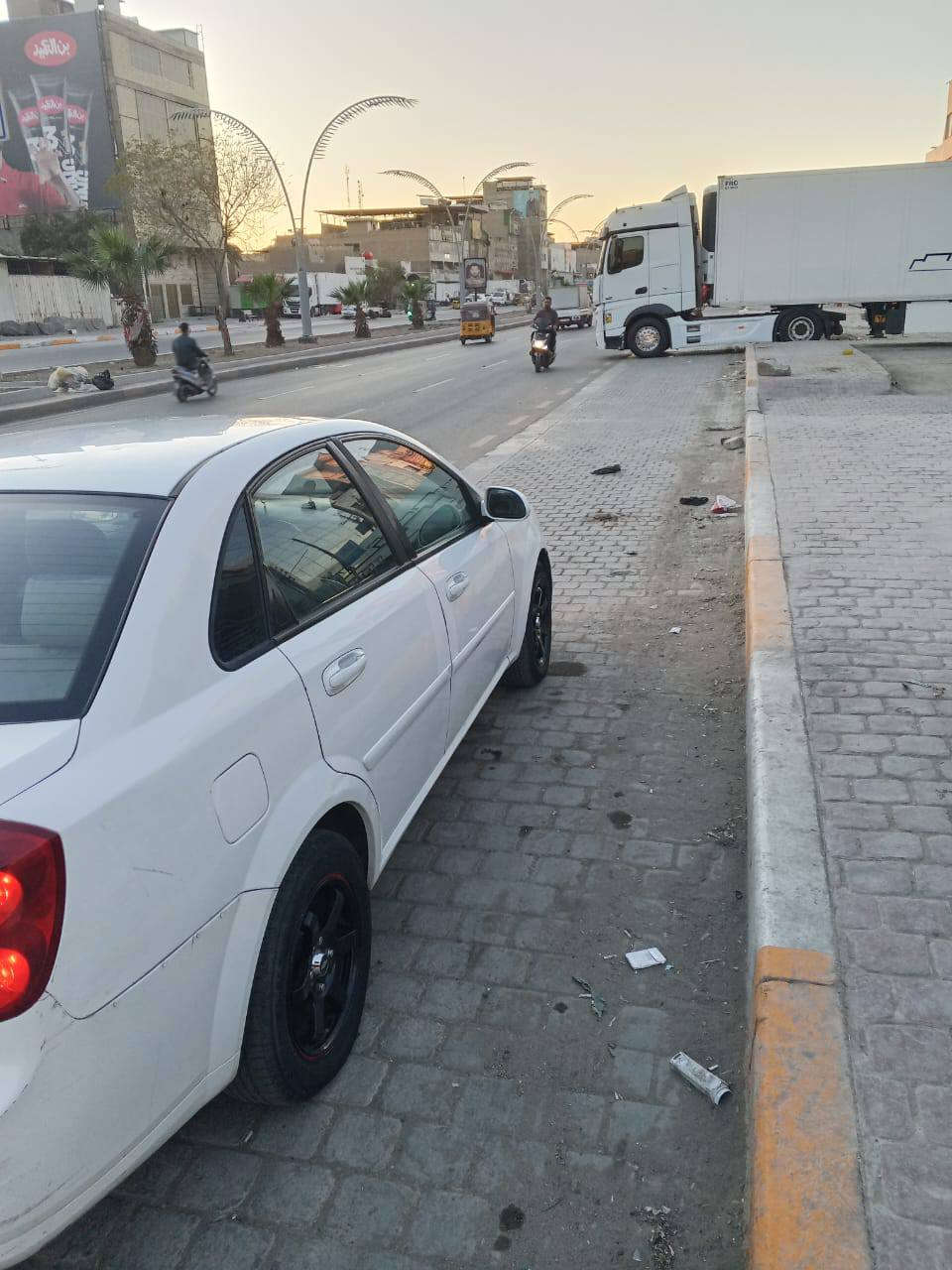 السلام عليكم اوبترا موديل 2012 للبيع سياره حلوه رقم بغداد انكليزي مكينه كير صدر مكفولات تبريد ويه سويج ويل كب تخم تاير جديد مكفوله من لضربه وتبديل مكاني بغداد جميله لسعر (77) استفسار اتصل ع رقم ***********
