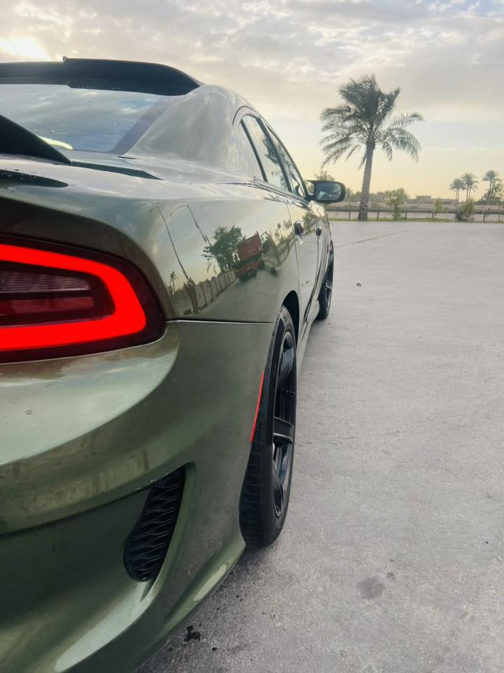 جارجر 2018 زيتوني مكينه 5700 عليها تزويد من امريكا
كزوزات كورسا 
هدرز امريكا 
وهنا عليها تعديل واضافات حلوه 
بدون ارباك سرقه 3 قطع وصبغ قطعتين بل عراق 
بيع او مراوس السعر 193$ مكاني بابل 
للاستفسار ***********
