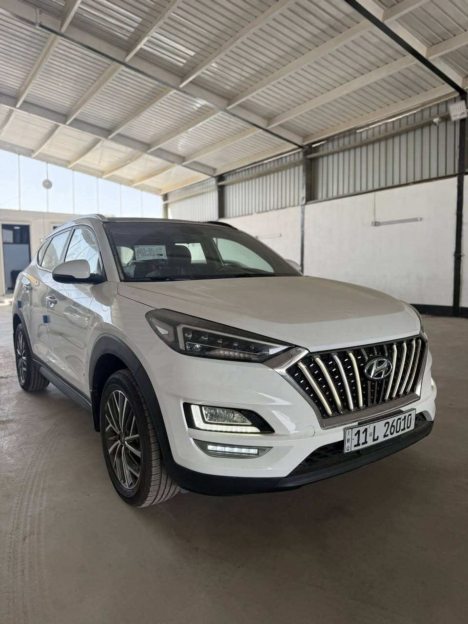 توسان20 خليجي جديده الكاصد 

عداد 900كيلو حقيقي بعدها زيرو علا وضع شركه

السياره مكفولة وجديده على وظع الشركة برغي مامبدل ولا ممفتوح بيها

السيارة فول ١/١

مكينه 2000 

لايت 5 عدسات 

اريل نفكيشن 

بصمه تشغيل عن بعد

بصمه بالابواب الاماميه

شاحن واير ليس

تحكمات ستيرن

تبريد قطعتين 

نظام ترحيب بالسياره عن قرب

ويل كب الكبير 

شاشة اصلية ابل كار بلي 

ثلاث انظمه قياده

نظام تشخيص العطل

يدات نيكل 

كشنات الاماميه كهرباء

لدات باليدات

لدات بل مري ترحيب

لدات أماميه لايت عدسات زنون 

مري شفط

اشاير بالمري 

شاشة كامرة دوارة 

حساس امامي 

حساس خلفي

رقم بغداد انكليزي بأسمي تحويل ثاني يوم
سعرها 255وبيها محال شي بسيط 
مكانها بغداد راشديه 
***********
