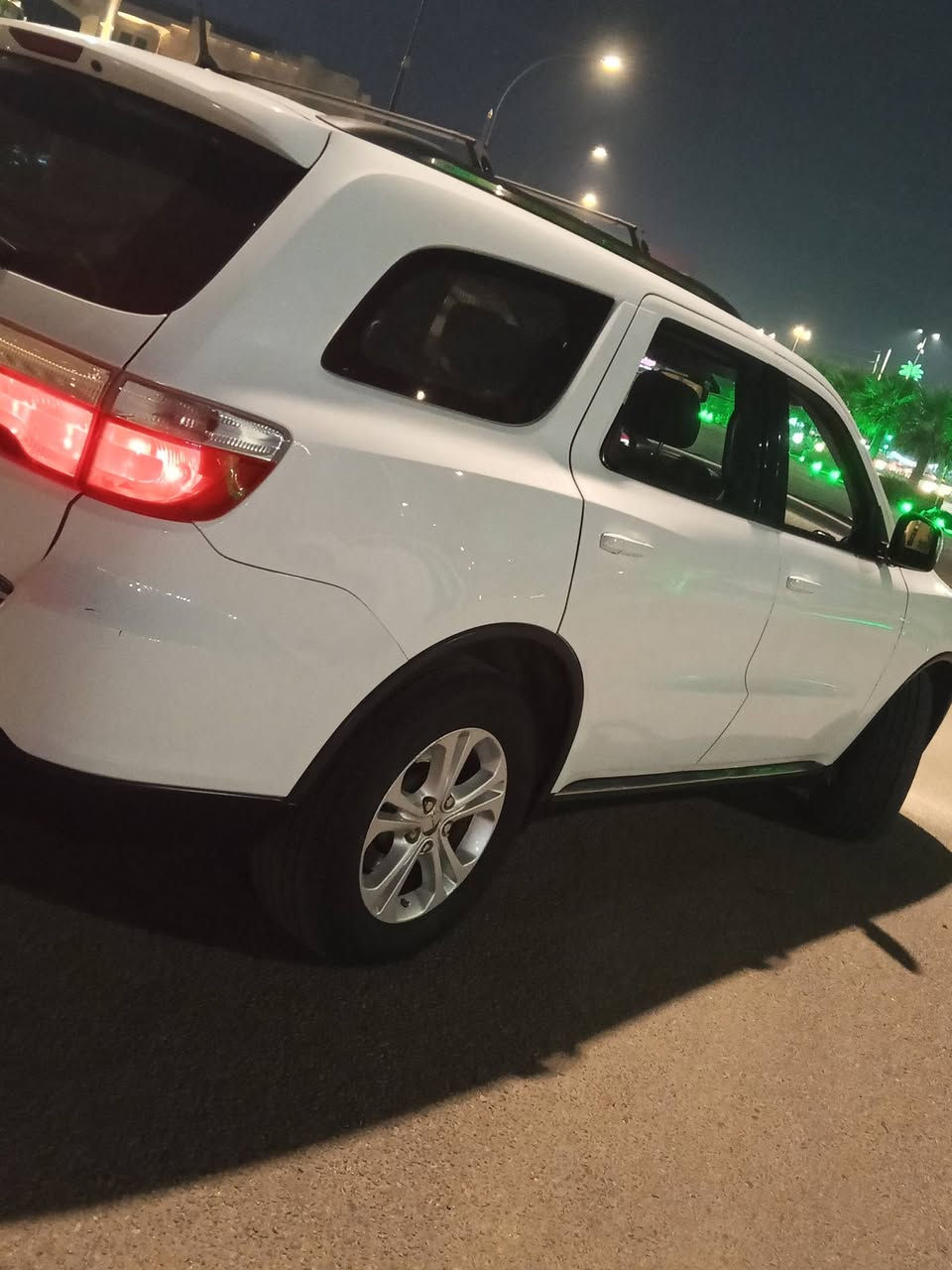 السلام عليكم
جيب موديل 2013
فوووول موصفات 
حساسات
تحكم ستيرن 
فتحه سقف 
مكان كربلاء 
السعر 195
الاتصال على هذا الرقم 
***********
***********
