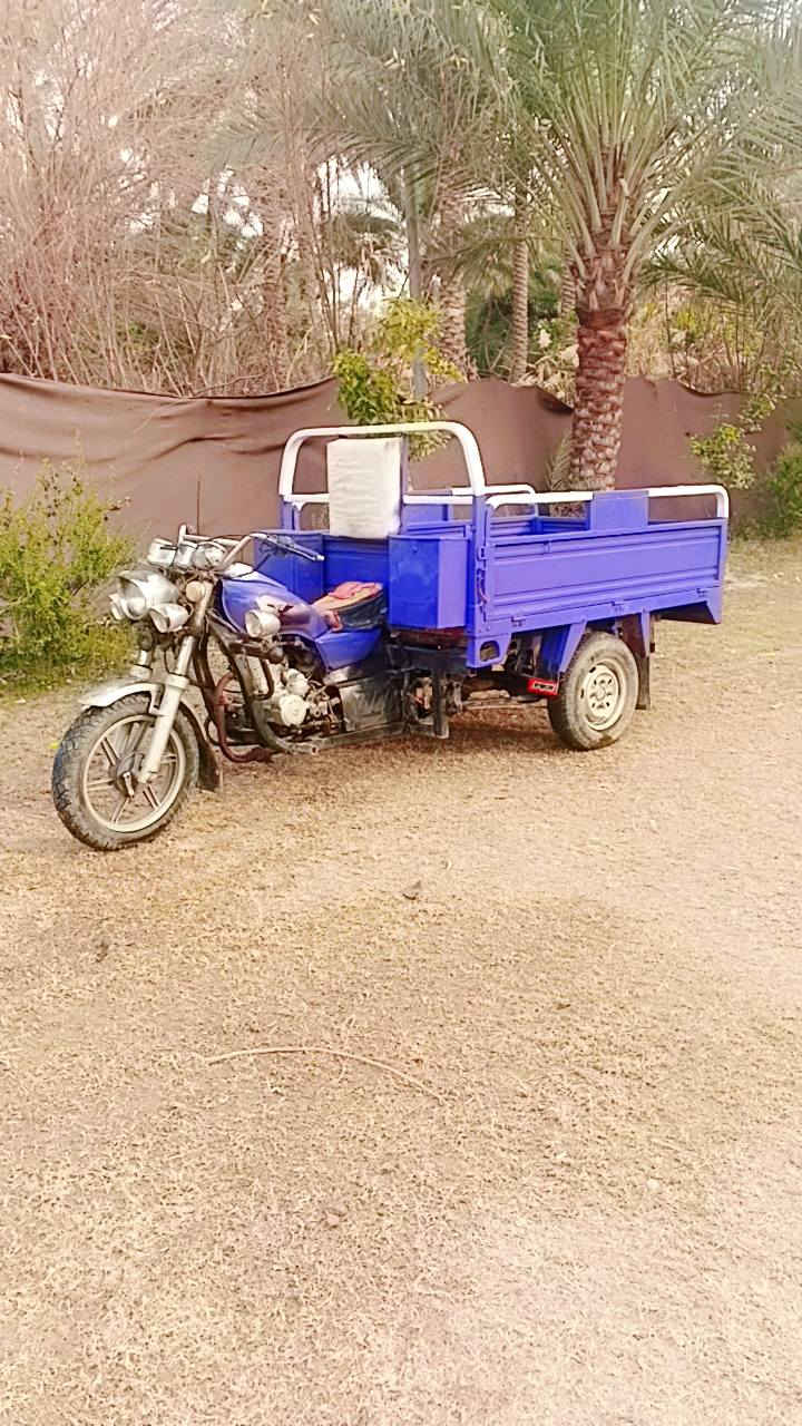 يا الله سلام عليكم ستوته موديل 18 وبيه محرك جديد موديل 21 اوراق مكاني طوريج ***********
*********** 
سعر 1200 وبيه مجال
