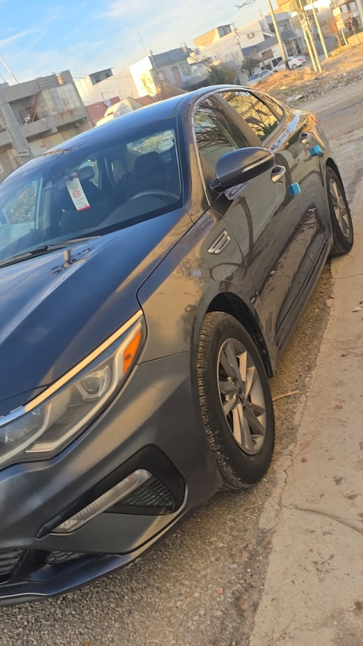 السلام عليكم كيا اوبتيما ٢٠٢٠ بدون صبغ بدون ارباك علا الشركه احلى من الصور بشرط رقم سليمانيه مكانه سليمانيه مواصفات EF  السعر ١٤٨ بيه مجال رقم هاتف ***********
