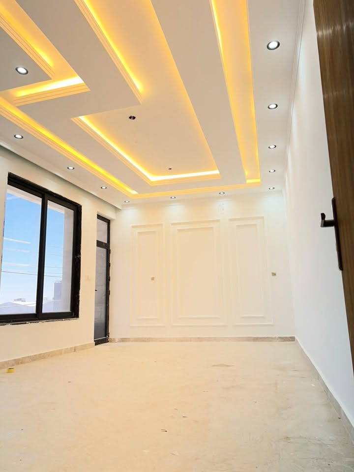 🏡 ديكورات لمسة إبداع✨
ذوق راقٍ… تنفيذ احترافي… وتشطيبات تصنع الفرق.
ننفذ جميع أعمال الديكور الداخلي والخارجي بأعلى جودة وأسعار منافسة، مع الالتزام بالمواعيد والاهتمام بأدق التفاصيل.
📩 تواصلوا معنا الآن ***********📞✅
