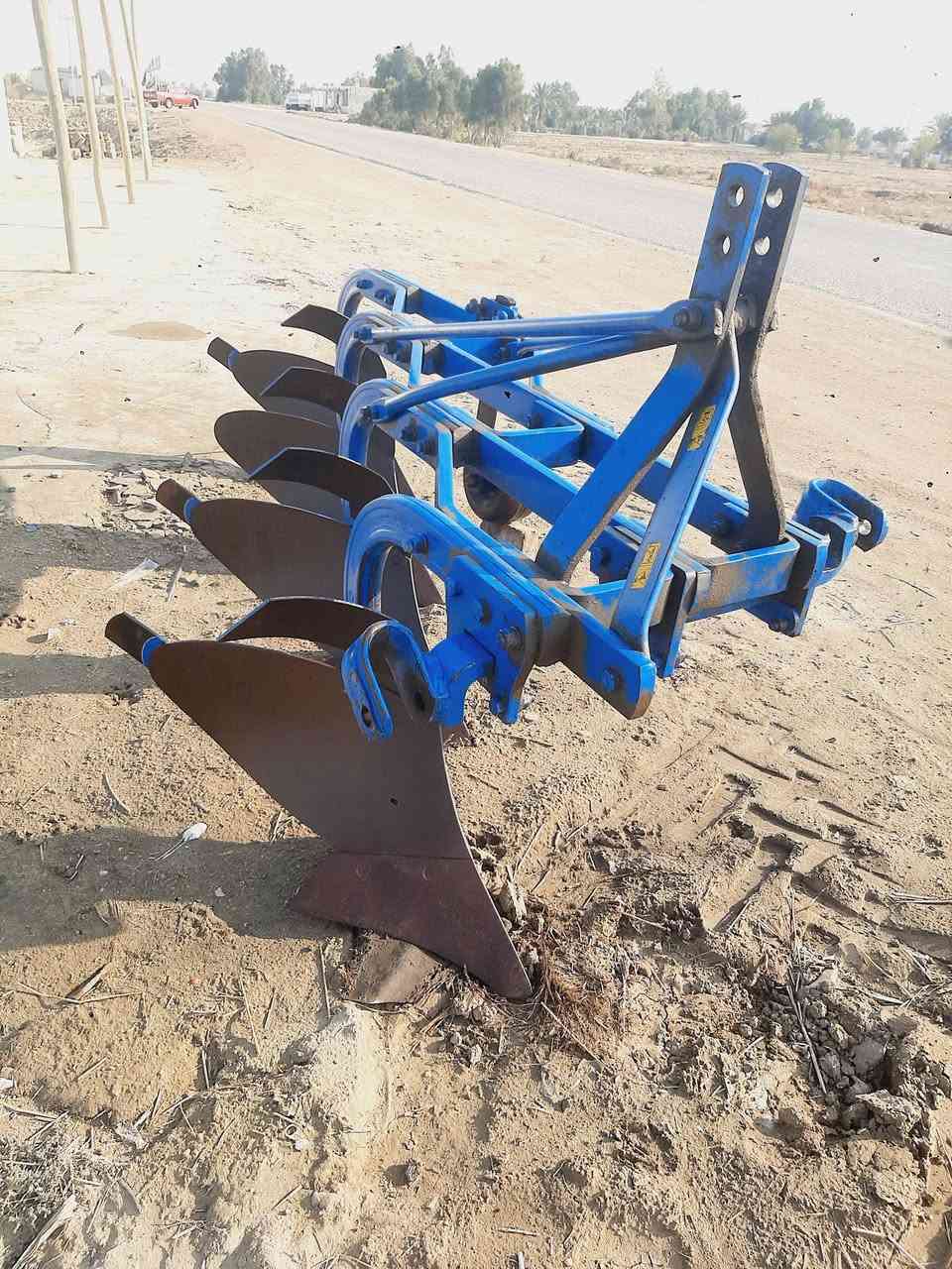 للبيع معدات فدان رباعي حجم  10البير نضيف جدا اخو الجديد 
+خرماشه عمل حامد الخميسيه عمل درجه اولى جديده مشغله دوانم قليله مكان بابل الخميسيه للاستفسار اتصال ***********
