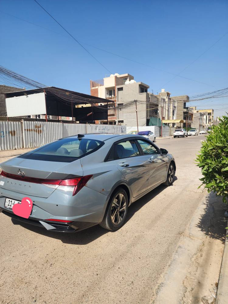 النترا لون سمنتي موديل ٢٠٢١رقم بغداد بسمي هزه وسنويه جديده محرك ٢٠٠٠دوش كير اوتوماتيك سياره فول عدا فتحه تدفئه بل كشنات سايد بريك دكمه
كامره دواره
رادار امامي خلفي جانبي
شحن لاسلكي
تدفئه كشنات
بصمه ابواب بصمه جنطه
اناره ترحيب عند الاقتراب 
شاشه كاربلي
تحديد مسار
تثبيت سرعه 
تشغيل عن بعد 
شاشه دشبول دجتال.حادثها بس بنيد وظربه خلفيه بل دعاميه صفح المكان بغداد،حي العامريه للتواصل *********** بغداد, العراق
