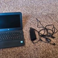 لابتوب • إلكترونيات