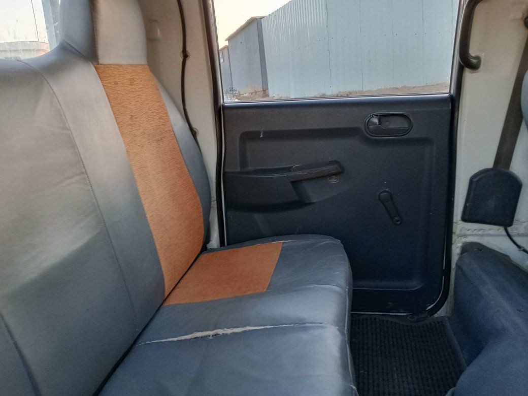 سلام عليكم كيا دبل قماره موديل ١٤ رقم بابل للبيع السياره استخدام شخصي مكفوله من كل شيء من صبغ من بارد من تبديل من محرك كير اكسنت شاصي رقم شاصي  تبريد شغال السياره أعلى البلاد برغي مامفتوح بيه ولا خياس ولا تصليح تجي ونشوف ابعينك  أو سونار عندي قبل شهر أتريد ادزه الك أتريد انت تأخذ سونار خلاف الحجي اني اتحمل تكاليف السونار أسعر١٢٥ العنوان كربلاء المقدسه اطوريج رقم تليفون ***********
