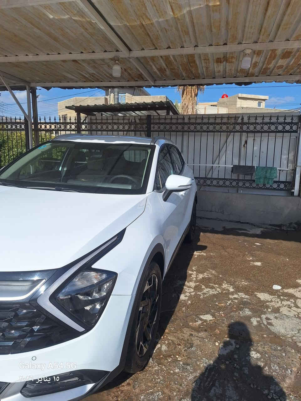 كيا سبورتج 2023
المواصفات الدولية
1.تشغيل عن بعد 
2.حساسات أمامية وخلفية 
3.تدفئة بالكشنات والاستيرن 
4.كشنات كهربائية 
5.كامرة خلفية 
6. مثبت سرعة 
7.مانع انزلاق 
8.شاحنة لاسلكي 
9.منافذ شحن بالكشنات
10.نزول منحدرات
#ملاحظة بيها نص الجاملغ الأيمن حار 
السعر 215 ورقة 
***********
