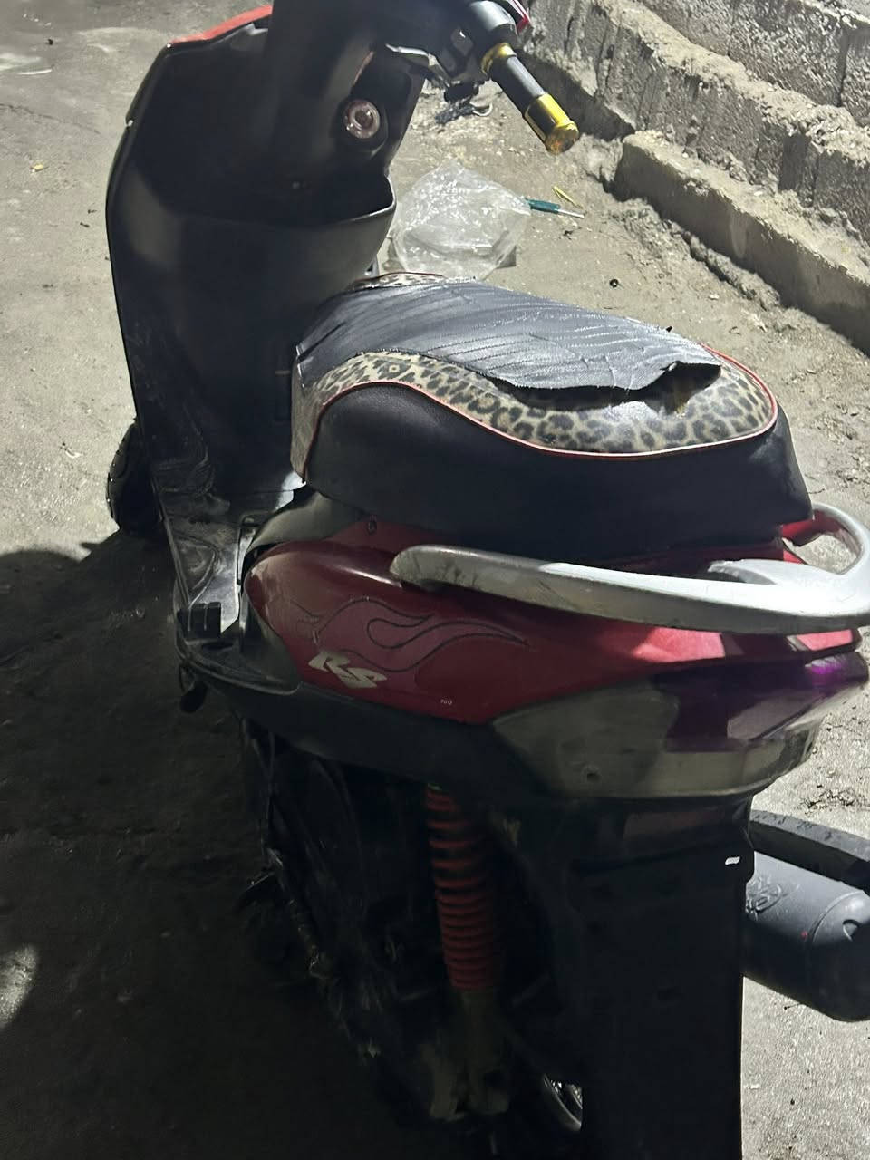 سلام عليكم ماكس عدله للبيع دراجه كلها ختم واحد بس البجم المكينه خير من الله نكره بكل وكت عوزها بس شخاطه عارضها ب400 وبيها مجال عذا رقمي ***********
