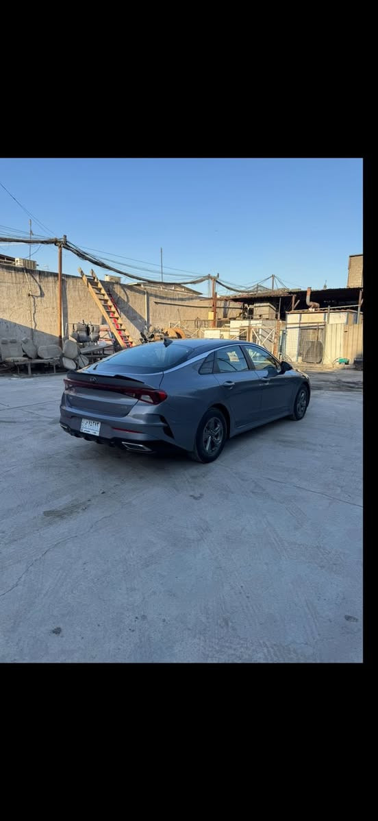 السلام عليكم
كي 5 موديل 21 نضيفه جدا 
حادثها مثل ما موضح بالصور 
سونار مرفق بالصور 
مواصفات 
بصمة تشغيل 
بصمة ابواب 
رادار جانبي رادار امامي رادار خلفي 
تحكمات ستيرن 
تحديد مسار 
شاشة تدعم ابل كار بلي و اندرويد اوتو واير ليس 
رقم بغداد 
تحويل مباشر 
محرك 1600 تيربو 
سعرها ١٤٨ ورقه 
مكاني بغداد الدوره 
للتواصل ***********
