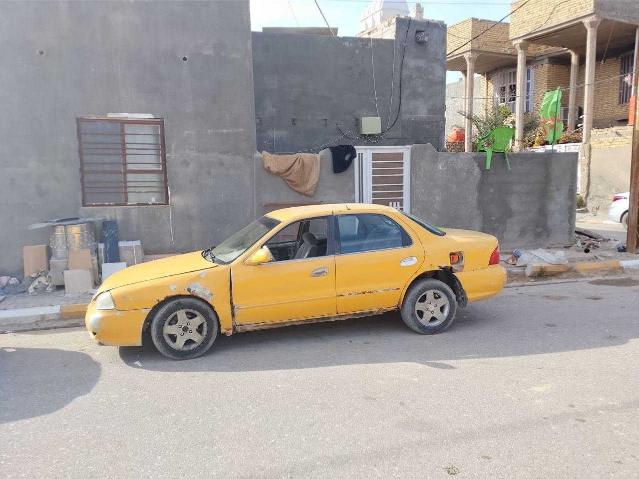 سيارة كيا كريدوس موديل 2000 للبيع سيارة بسمي شغالة مابيها شي تريدها تفصيخ باليعجبك وسعرها مناسب ***********
