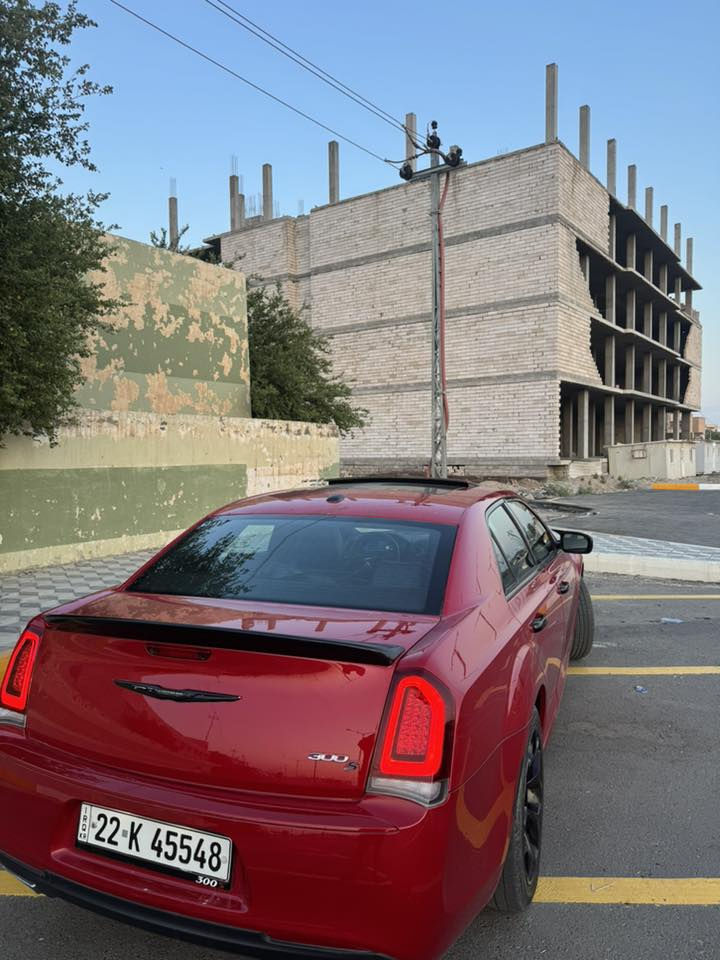 السلام عليكم كلايسلر 300  الموديل 2017    مواصفات S  بنوراما .كشنات جلد تدفئه كشنات كهرباء هيتر مري  السياره

السياره كنديه كلين بيه تكحيل بل هلال فقط  عليه افلام حمايه ppf ضمان 10 سنواتت       سمكك الفلم 10ملم 
رقم السياره اربيل 
موقع السياره ديالى الخالص
***********
