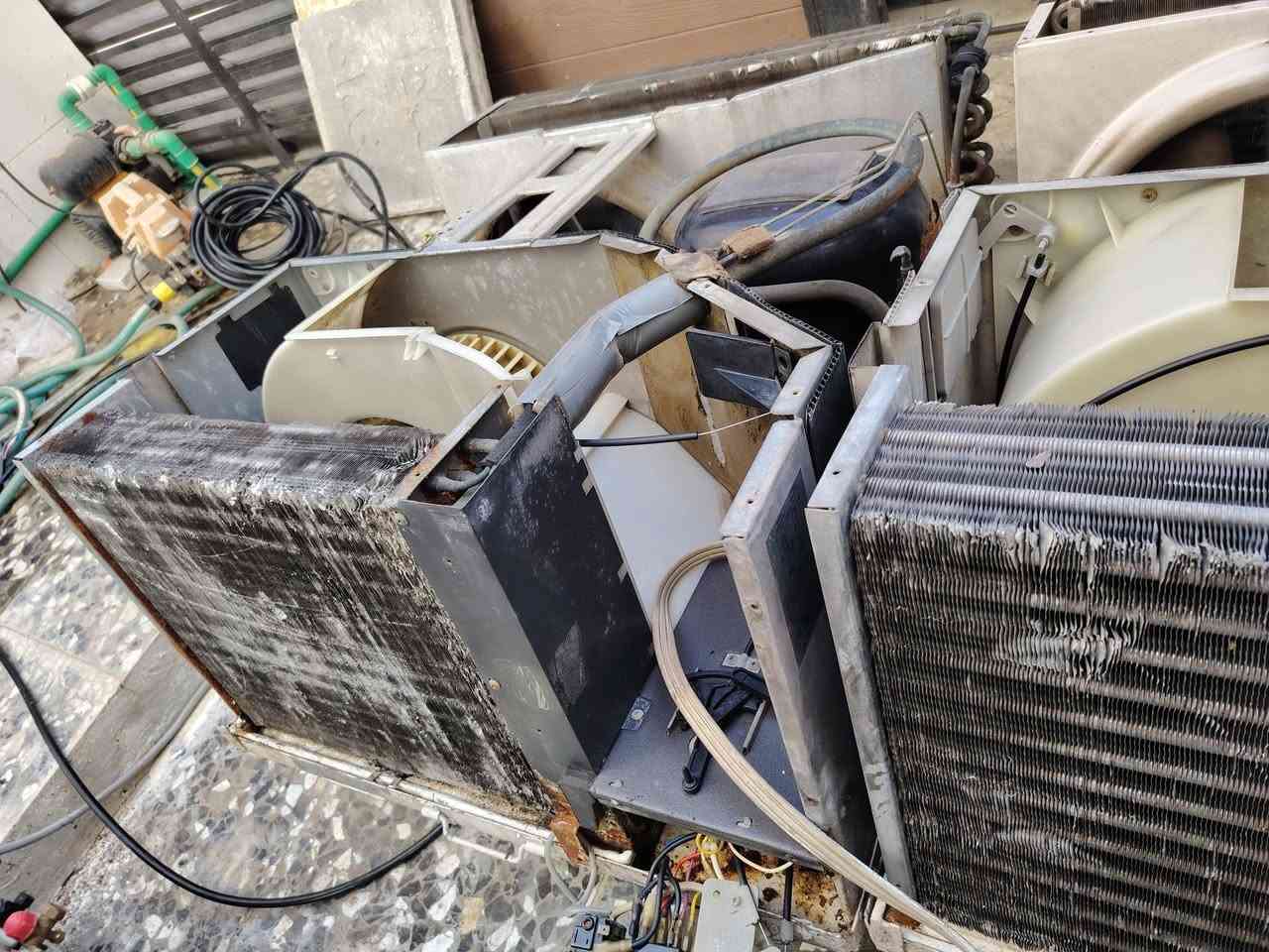 مكيفات جنرال اصلي طنين الواحد ب 250 الف قفل العنوان زعفرانية اربع شوارع ***********

