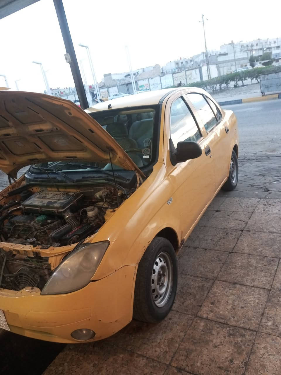 طيبه 2016 سياره حلوه وجاهزه فقط مكينه كايمه الهئه ولغرمات علا المشتري سعر 20وبيه مجال ***********
