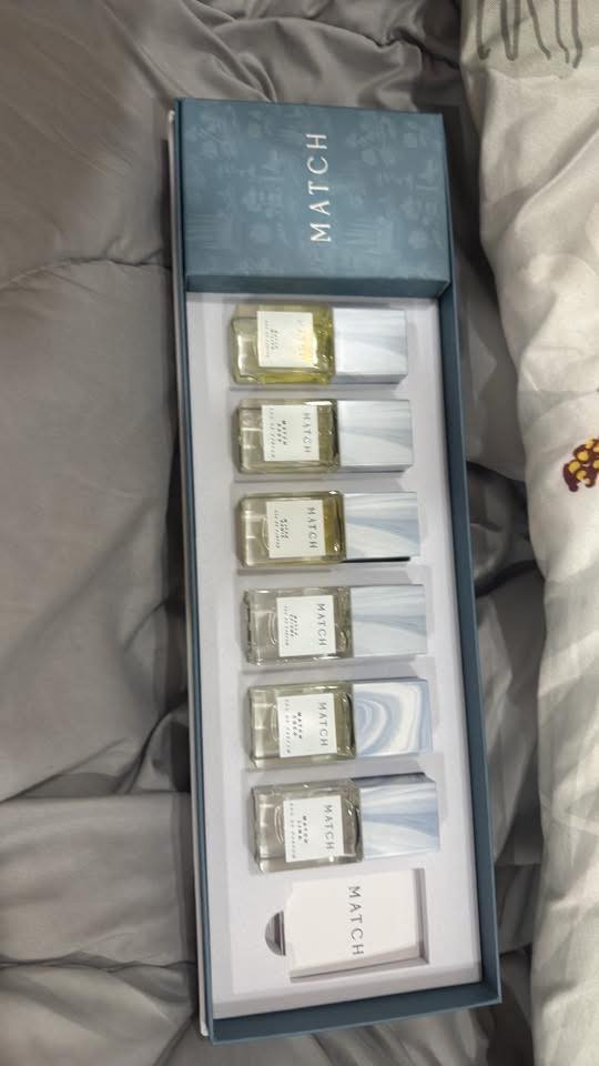 حنشرلكم اخر القطع المتبقيه عندي شحن من السعودية كلها مع فواتير الشراء حكتب جوه كل عطر سعره


**إذا كنت صاحب هذا الإعلان وتريد حذفه لأي سبب، رجاءا أرسل رسالة إلى الدعم الفني**