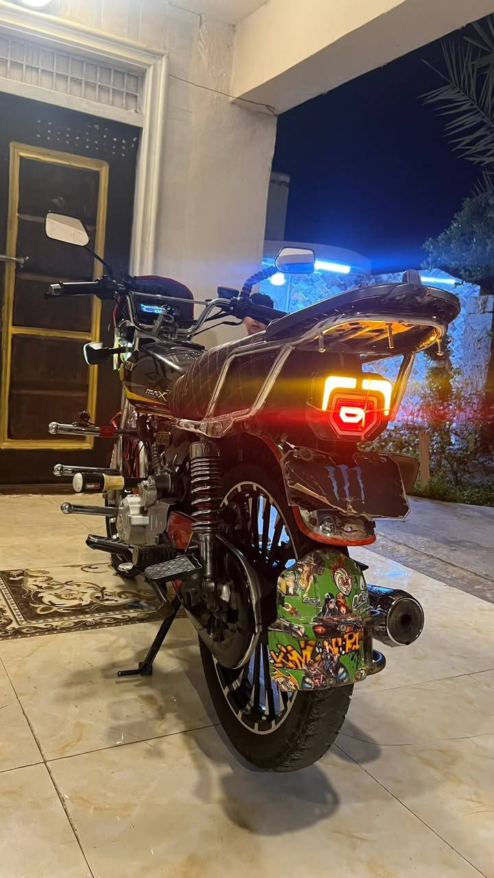 دراجه سيفان للبيع موديل 2025
محرك 200cc
سعر775 وبي مجال بسيط 
الرقم:***********
عنوان الرمادي ملعب شارع 60
