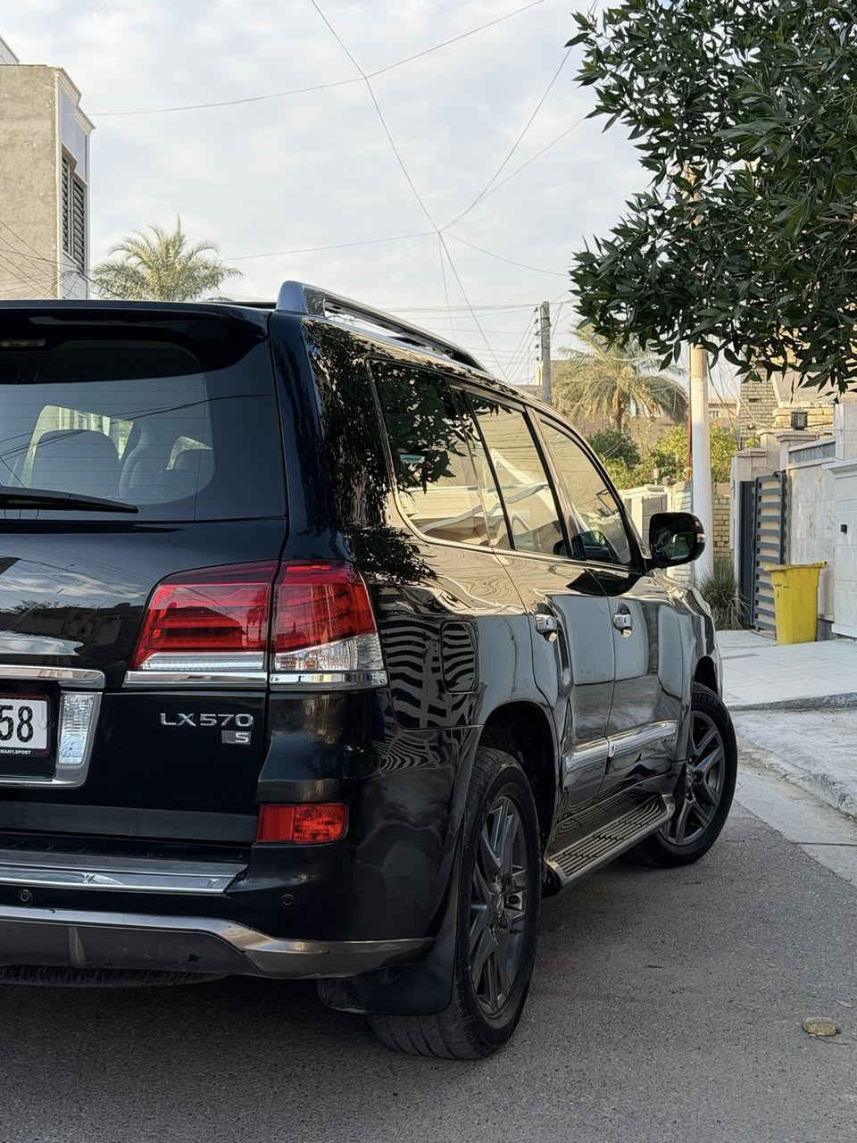 سلام عليكم
البيع .  او  المراوس حسب القناعه
الكزز موديل 2014 رقم بغداد بسمي 

خليجيه مكفوله من صبغ والبارد 
فول موصفات. بريم 

بريم اصل ميحتاج اذكر موصفات بريم معروفه 
واحد ع واحد 
من ناحيه التايرات جدد
والصدر جديد 
تبريد شغال 
كير مكينه مكفولات برغي ما مفتوح بيها 
سياره جهازه من كل نواحي 

العنوان بغداد حي الأطباء
 السعر 405 $ وبيها مجال الطيبين 
الهاتف ***********
