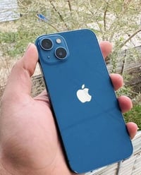 آيفون ١٣ • ١٢٨ • بطارية ٨٢