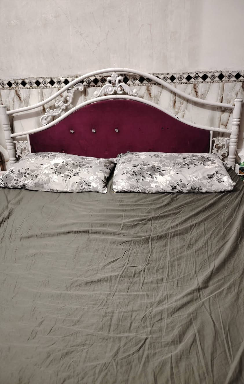 كنتور صاج ٦ابواب وجرباية ام النفرين حديد موجود واتساب ***********
