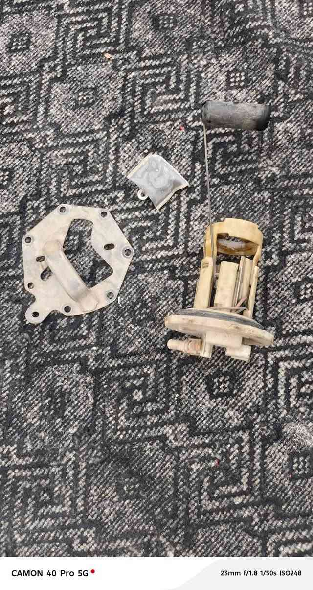 سلام عليكم غراض فورزه 08 للبيع ***********
